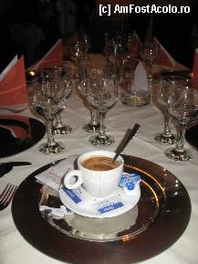 [P08] O cafea 'strong', servita cu multa amabilitate » foto by dorgo
 - 
<span class="allrVoted glyphicon glyphicon-heart hidden" id="av282803"></span>
<a class="m-l-10 hidden" id="sv282803" onclick="voting_Foto_DelVot(,282803,21187)" role="button">șterge vot <span class="glyphicon glyphicon-remove"></span></a>
<a id="v9282803" class=" c-red"  onclick="voting_Foto_SetVot(282803)" role="button"><span class="glyphicon glyphicon-heart-empty"></span> <b>LIKE</b> = Votează poza</a> <img class="hidden"  id="f282803W9" src="/imagini/loader.gif" border="0" /><span class="AjErrMes hidden" id="e282803ErM"></span>