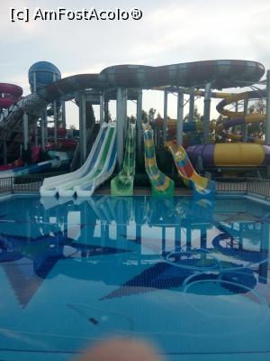 [P20] Aquapark.  » foto by bogdanmo
 - 
<span class="allrVoted glyphicon glyphicon-heart hidden" id="av973374"></span>
<a class="m-l-10 hidden" id="sv973374" onclick="voting_Foto_DelVot(,973374,21199)" role="button">șterge vot <span class="glyphicon glyphicon-remove"></span></a>
<a id="v9973374" class=" c-red"  onclick="voting_Foto_SetVot(973374)" role="button"><span class="glyphicon glyphicon-heart-empty"></span> <b>LIKE</b> = Votează poza</a> <img class="hidden"  id="f973374W9" src="/imagini/loader.gif" border="0" /><span class="AjErrMes hidden" id="e973374ErM"></span>