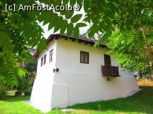 [P19] Casa memorială Anton Pann, Râmnicu Vâlcea.  » foto by tata123 🔱
 - 
<span class="allrVoted glyphicon glyphicon-heart hidden" id="av804723"></span>
<a class="m-l-10 hidden" id="sv804723" onclick="voting_Foto_DelVot(,804723,21209)" role="button">șterge vot <span class="glyphicon glyphicon-remove"></span></a>
<a id="v9804723" class=" c-red"  onclick="voting_Foto_SetVot(804723)" role="button"><span class="glyphicon glyphicon-heart-empty"></span> <b>LIKE</b> = Votează poza</a> <img class="hidden"  id="f804723W9" src="/imagini/loader.gif" border="0" /><span class="AjErrMes hidden" id="e804723ErM"></span>