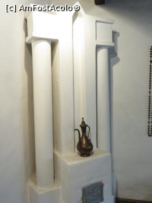 [P08] Sobă de olane - camera de zi - Casa memorială Anton Pann - Râmnicu Vâlcea.  » foto by tata123 🔱
 - 
<span class="allrVoted glyphicon glyphicon-heart hidden" id="av804712"></span>
<a class="m-l-10 hidden" id="sv804712" onclick="voting_Foto_DelVot(,804712,21209)" role="button">șterge vot <span class="glyphicon glyphicon-remove"></span></a>
<a id="v9804712" class=" c-red"  onclick="voting_Foto_SetVot(804712)" role="button"><span class="glyphicon glyphicon-heart-empty"></span> <b>LIKE</b> = Votează poza</a> <img class="hidden"  id="f804712W9" src="/imagini/loader.gif" border="0" /><span class="AjErrMes hidden" id="e804712ErM"></span>