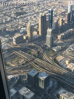 [P12] orasul vazut din Burj Khalifa » foto by A&N
 - 
<span class="allrVoted glyphicon glyphicon-heart hidden" id="av949419"></span>
<a class="m-l-10 hidden" id="sv949419" onclick="voting_Foto_DelVot(,949419,21213)" role="button">șterge vot <span class="glyphicon glyphicon-remove"></span></a>
<a id="v9949419" class=" c-red"  onclick="voting_Foto_SetVot(949419)" role="button"><span class="glyphicon glyphicon-heart-empty"></span> <b>LIKE</b> = Votează poza</a> <img class="hidden"  id="f949419W9" src="/imagini/loader.gif" border="0" /><span class="AjErrMes hidden" id="e949419ErM"></span>