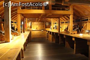 [P48] Seul, Galeria Poveștilor, interiorul vasului țestoasă » foto by mprofeanu
 - 
<span class="allrVoted glyphicon glyphicon-heart hidden" id="av807038"></span>
<a class="m-l-10 hidden" id="sv807038" onclick="voting_Foto_DelVot(,807038,21214)" role="button">șterge vot <span class="glyphicon glyphicon-remove"></span></a>
<a id="v9807038" class=" c-red"  onclick="voting_Foto_SetVot(807038)" role="button"><span class="glyphicon glyphicon-heart-empty"></span> <b>LIKE</b> = Votează poza</a> <img class="hidden"  id="f807038W9" src="/imagini/loader.gif" border="0" /><span class="AjErrMes hidden" id="e807038ErM"></span>