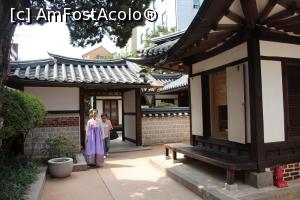 [P70] Seul, Bukchon Hanok Village, Centrul Cultural Tradițional » foto by mprofeanu
 - 
<span class="allrVoted glyphicon glyphicon-heart hidden" id="av811279"></span>
<a class="m-l-10 hidden" id="sv811279" onclick="voting_Foto_DelVot(,811279,21214)" role="button">șterge vot <span class="glyphicon glyphicon-remove"></span></a>
<a id="v9811279" class=" c-red"  onclick="voting_Foto_SetVot(811279)" role="button"><span class="glyphicon glyphicon-heart-empty"></span> <b>LIKE</b> = Votează poza</a> <img class="hidden"  id="f811279W9" src="/imagini/loader.gif" border="0" /><span class="AjErrMes hidden" id="e811279ErM"></span>
