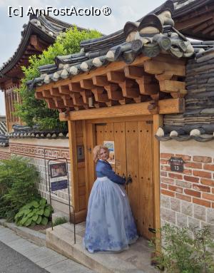 [P07] Cel mai bun lucru de facut aici este sa petreci aproximativ o ora plimbandu-te pe strazi, bucurandu-te de fundalul atemporal si rustic al zidurilor de piatra si portilor din lemn.  » foto by geani anto
 - 
<span class="allrVoted glyphicon glyphicon-heart hidden" id="av1517638"></span>
<a class="m-l-10 hidden" id="sv1517638" onclick="voting_Foto_DelVot(,1517638,21214)" role="button">șterge vot <span class="glyphicon glyphicon-remove"></span></a>
<a id="v91517638" class=" c-red"  onclick="voting_Foto_SetVot(1517638)" role="button"><span class="glyphicon glyphicon-heart-empty"></span> <b>LIKE</b> = Votează poza</a> <img class="hidden"  id="f1517638W9" src="/imagini/loader.gif" border="0" /><span class="AjErrMes hidden" id="e1517638ErM"></span>