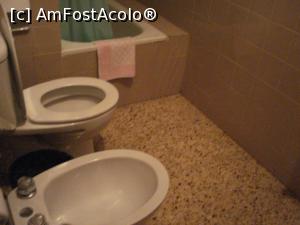 [P06] Orquidea Apartamentos - în baie » foto by nicole33
 - 
<span class="allrVoted glyphicon glyphicon-heart hidden" id="av806266"></span>
<a class="m-l-10 hidden" id="sv806266" onclick="voting_Foto_DelVot(,806266,21221)" role="button">șterge vot <span class="glyphicon glyphicon-remove"></span></a>
<a id="v9806266" class=" c-red"  onclick="voting_Foto_SetVot(806266)" role="button"><span class="glyphicon glyphicon-heart-empty"></span> <b>LIKE</b> = Votează poza</a> <img class="hidden"  id="f806266W9" src="/imagini/loader.gif" border="0" /><span class="AjErrMes hidden" id="e806266ErM"></span>