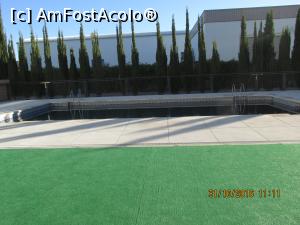 [P25] piscina fara clienti » foto by adri-nico
 - 
<span class="allrVoted glyphicon glyphicon-heart hidden" id="av806553"></span>
<a class="m-l-10 hidden" id="sv806553" onclick="voting_Foto_DelVot(,806553,21227)" role="button">șterge vot <span class="glyphicon glyphicon-remove"></span></a>
<a id="v9806553" class=" c-red"  onclick="voting_Foto_SetVot(806553)" role="button"><span class="glyphicon glyphicon-heart-empty"></span> <b>LIKE</b> = Votează poza</a> <img class="hidden"  id="f806553W9" src="/imagini/loader.gif" border="0" /><span class="AjErrMes hidden" id="e806553ErM"></span>