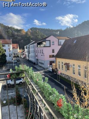 [P38] Vedere din cel de-al doilea balcon » foto by krisstinna
 - 
<span class="allrVoted glyphicon glyphicon-heart hidden" id="av1289941"></span>
<a class="m-l-10 hidden" id="sv1289941" onclick="voting_Foto_DelVot(,1289941,21229)" role="button">șterge vot <span class="glyphicon glyphicon-remove"></span></a>
<a id="v91289941" class=" c-red"  onclick="voting_Foto_SetVot(1289941)" role="button"><span class="glyphicon glyphicon-heart-empty"></span> <b>LIKE</b> = Votează poza</a> <img class="hidden"  id="f1289941W9" src="/imagini/loader.gif" border="0" /><span class="AjErrMes hidden" id="e1289941ErM"></span>