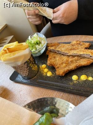 [P46] Restaurant Radsor » foto by krisstinna
 - 
<span class="allrVoted glyphicon glyphicon-heart hidden" id="av1289949"></span>
<a class="m-l-10 hidden" id="sv1289949" onclick="voting_Foto_DelVot(,1289949,21229)" role="button">șterge vot <span class="glyphicon glyphicon-remove"></span></a>
<a id="v91289949" class=" c-red"  onclick="voting_Foto_SetVot(1289949)" role="button"><span class="glyphicon glyphicon-heart-empty"></span> <b>LIKE</b> = Votează poza</a> <img class="hidden"  id="f1289949W9" src="/imagini/loader.gif" border="0" /><span class="AjErrMes hidden" id="e1289949ErM"></span>