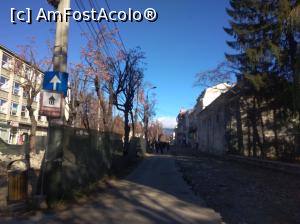 [P20] Asfaltul răscolit în fața bărăției Sfântul Iacob » foto by Mioritik
 - 
<span class="allrVoted glyphicon glyphicon-heart hidden" id="av1266748"></span>
<a class="m-l-10 hidden" id="sv1266748" onclick="voting_Foto_DelVot(,1266748,21248)" role="button">șterge vot <span class="glyphicon glyphicon-remove"></span></a>
<a id="v91266748" class=" c-red"  onclick="voting_Foto_SetVot(1266748)" role="button"><span class="glyphicon glyphicon-heart-empty"></span> <b>LIKE</b> = Votează poza</a> <img class="hidden"  id="f1266748W9" src="/imagini/loader.gif" border="0" /><span class="AjErrMes hidden" id="e1266748ErM"></span>