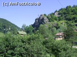 [P07] Mănăstirea Cetățuia - În drum spre sfântul lăcaș din stâncă. » foto by iulianic
 - 
<span class="allrVoted glyphicon glyphicon-heart hidden" id="av1207711"></span>
<a class="m-l-10 hidden" id="sv1207711" onclick="voting_Foto_DelVot(,1207711,21248)" role="button">șterge vot <span class="glyphicon glyphicon-remove"></span></a>
<a id="v91207711" class=" c-red"  onclick="voting_Foto_SetVot(1207711)" role="button"><span class="glyphicon glyphicon-heart-empty"></span> <b>LIKE</b> = Votează poza</a> <img class="hidden"  id="f1207711W9" src="/imagini/loader.gif" border="0" /><span class="AjErrMes hidden" id="e1207711ErM"></span>