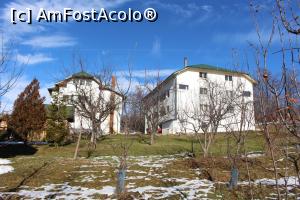 [P18] Mănăstirea Slănic, Argeş, Casa de oaspeţi » foto by mprofeanu
 - 
<span class="allrVoted glyphicon glyphicon-heart hidden" id="av938943"></span>
<a class="m-l-10 hidden" id="sv938943" onclick="voting_Foto_DelVot(,938943,21248)" role="button">șterge vot <span class="glyphicon glyphicon-remove"></span></a>
<a id="v9938943" class=" c-red"  onclick="voting_Foto_SetVot(938943)" role="button"><span class="glyphicon glyphicon-heart-empty"></span> <b>LIKE</b> = Votează poza</a> <img class="hidden"  id="f938943W9" src="/imagini/loader.gif" border="0" /><span class="AjErrMes hidden" id="e938943ErM"></span>