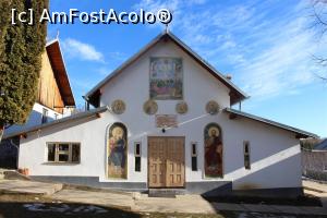 [P19] Mănăstirea Slănic, Argeş, Mică dar frumoasă, Biserica „Schimbarea la Faţă” » foto by mprofeanu
 - 
<span class="allrVoted glyphicon glyphicon-heart hidden" id="av938944"></span>
<a class="m-l-10 hidden" id="sv938944" onclick="voting_Foto_DelVot(,938944,21248)" role="button">șterge vot <span class="glyphicon glyphicon-remove"></span></a>
<a id="v9938944" class=" c-red"  onclick="voting_Foto_SetVot(938944)" role="button"><span class="glyphicon glyphicon-heart-empty"></span> <b>LIKE</b> = Votează poza</a> <img class="hidden"  id="f938944W9" src="/imagini/loader.gif" border="0" /><span class="AjErrMes hidden" id="e938944ErM"></span>