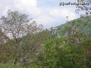 [P01] Meteora României cocoțată pe stânci se ivește în zare.  » foto by tata123 🔱
 - 
<span class="allrVoted glyphicon glyphicon-heart hidden" id="av618794"></span>
<a class="m-l-10 hidden" id="sv618794" onclick="voting_Foto_DelVot(,618794,21248)" role="button">șterge vot <span class="glyphicon glyphicon-remove"></span></a>
<a id="v9618794" class=" c-red"  onclick="voting_Foto_SetVot(618794)" role="button"><span class="glyphicon glyphicon-heart-empty"></span> <b>LIKE</b> = Votează poza</a> <img class="hidden"  id="f618794W9" src="/imagini/loader.gif" border="0" /><span class="AjErrMes hidden" id="e618794ErM"></span>