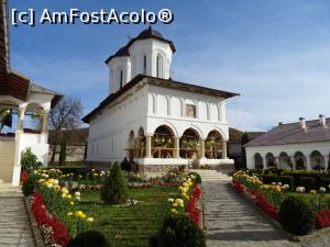 [P01] Biserica „Sf. Nicolae” - Mănăstirea Aninoasa, Argeș. » foto by tata123 🔱
 - 
<span class="allrVoted glyphicon glyphicon-heart hidden" id="av1026194"></span>
<a class="m-l-10 hidden" id="sv1026194" onclick="voting_Foto_DelVot(,1026194,21248)" role="button">șterge vot <span class="glyphicon glyphicon-remove"></span></a>
<a id="v91026194" class=" c-red"  onclick="voting_Foto_SetVot(1026194)" role="button"><span class="glyphicon glyphicon-heart-empty"></span> <b>LIKE</b> = Votează poza</a> <img class="hidden"  id="f1026194W9" src="/imagini/loader.gif" border="0" /><span class="AjErrMes hidden" id="e1026194ErM"></span>