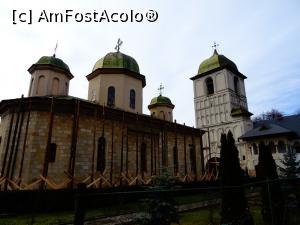 [P06] Biserica Mare și Turnul-clopotniță.  » foto by tata123 🔱
 - 
<span class="allrVoted glyphicon glyphicon-heart hidden" id="av1153428"></span>
<a class="m-l-10 hidden" id="sv1153428" onclick="voting_Foto_DelVot(,1153428,21248)" role="button">șterge vot <span class="glyphicon glyphicon-remove"></span></a>
<a id="v91153428" class=" c-red"  onclick="voting_Foto_SetVot(1153428)" role="button"><span class="glyphicon glyphicon-heart-empty"></span> <b>LIKE</b> = Votează poza</a> <img class="hidden"  id="f1153428W9" src="/imagini/loader.gif" border="0" /><span class="AjErrMes hidden" id="e1153428ErM"></span>