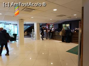 [P10] Solna, Hotelul Best Western Plus Park City, Holul » foto by mprofeanu
 - 
<span class="allrVoted glyphicon glyphicon-heart hidden" id="av1485871"></span>
<a class="m-l-10 hidden" id="sv1485871" onclick="voting_Foto_DelVot(,1485871,21249)" role="button">șterge vot <span class="glyphicon glyphicon-remove"></span></a>
<a id="v91485871" class=" c-red"  onclick="voting_Foto_SetVot(1485871)" role="button"><span class="glyphicon glyphicon-heart-empty"></span> <b>LIKE</b> = Votează poza</a> <img class="hidden"  id="f1485871W9" src="/imagini/loader.gif" border="0" /><span class="AjErrMes hidden" id="e1485871ErM"></span>