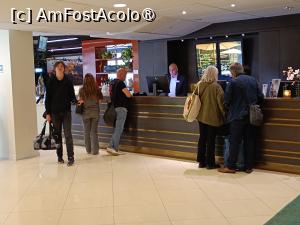 [P11] Solna, Hotelul Best Western Plus Park City, Holul » foto by mprofeanu
 - 
<span class="allrVoted glyphicon glyphicon-heart hidden" id="av1485872"></span>
<a class="m-l-10 hidden" id="sv1485872" onclick="voting_Foto_DelVot(,1485872,21249)" role="button">șterge vot <span class="glyphicon glyphicon-remove"></span></a>
<a id="v91485872" class=" c-red"  onclick="voting_Foto_SetVot(1485872)" role="button"><span class="glyphicon glyphicon-heart-empty"></span> <b>LIKE</b> = Votează poza</a> <img class="hidden"  id="f1485872W9" src="/imagini/loader.gif" border="0" /><span class="AjErrMes hidden" id="e1485872ErM"></span>