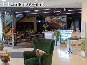 [P12] Solna, Hotelul Best Western Plus Park City, Holul » foto by mprofeanu
 - 
<span class="allrVoted glyphicon glyphicon-heart hidden" id="av1485873"></span>
<a class="m-l-10 hidden" id="sv1485873" onclick="voting_Foto_DelVot(,1485873,21249)" role="button">șterge vot <span class="glyphicon glyphicon-remove"></span></a>
<a id="v91485873" class=" c-red"  onclick="voting_Foto_SetVot(1485873)" role="button"><span class="glyphicon glyphicon-heart-empty"></span> <b>LIKE</b> = Votează poza</a> <img class="hidden"  id="f1485873W9" src="/imagini/loader.gif" border="0" /><span class="AjErrMes hidden" id="e1485873ErM"></span>