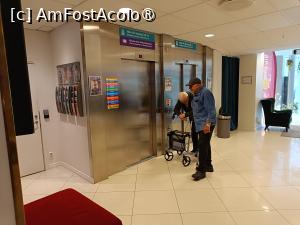 [P15] Solna, Hotelul Best Western Plus Park City, Holul și Lifturile » foto by mprofeanu
 - 
<span class="allrVoted glyphicon glyphicon-heart hidden" id="av1485876"></span>
<a class="m-l-10 hidden" id="sv1485876" onclick="voting_Foto_DelVot(,1485876,21249)" role="button">șterge vot <span class="glyphicon glyphicon-remove"></span></a>
<a id="v91485876" class=" c-red"  onclick="voting_Foto_SetVot(1485876)" role="button"><span class="glyphicon glyphicon-heart-empty"></span> <b>LIKE</b> = Votează poza</a> <img class="hidden"  id="f1485876W9" src="/imagini/loader.gif" border="0" /><span class="AjErrMes hidden" id="e1485876ErM"></span>