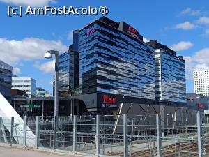 [P06] Solna, Mall of Scandinavia pozat de sus de la ieșirea din gara de tren » foto by mprofeanu
 - 
<span class="allrVoted glyphicon glyphicon-heart hidden" id="av1485867"></span>
<a class="m-l-10 hidden" id="sv1485867" onclick="voting_Foto_DelVot(,1485867,21249)" role="button">șterge vot <span class="glyphicon glyphicon-remove"></span></a>
<a id="v91485867" class=" c-red"  onclick="voting_Foto_SetVot(1485867)" role="button"><span class="glyphicon glyphicon-heart-empty"></span> <b>LIKE</b> = Votează poza</a> <img class="hidden"  id="f1485867W9" src="/imagini/loader.gif" border="0" /><span class="AjErrMes hidden" id="e1485867ErM"></span>