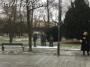 [P03] Rosenheim - Nu au inghetat de frig, sunt doar niste statuete » foto by mishu
 - 
<span class="allrVoted glyphicon glyphicon-heart hidden" id="av929203"></span>
<a class="m-l-10 hidden" id="sv929203" onclick="voting_Foto_DelVot(,929203,21261)" role="button">șterge vot <span class="glyphicon glyphicon-remove"></span></a>
<a id="v9929203" class=" c-red"  onclick="voting_Foto_SetVot(929203)" role="button"><span class="glyphicon glyphicon-heart-empty"></span> <b>LIKE</b> = Votează poza</a> <img class="hidden"  id="f929203W9" src="/imagini/loader.gif" border="0" /><span class="AjErrMes hidden" id="e929203ErM"></span>