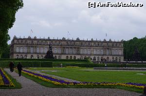 [P02] Schloss Herrenchiemsee » foto by osna
 - 
<span class="allrVoted glyphicon glyphicon-heart hidden" id="av562472"></span>
<a class="m-l-10 hidden" id="sv562472" onclick="voting_Foto_DelVot(,562472,21261)" role="button">șterge vot <span class="glyphicon glyphicon-remove"></span></a>
<a id="v9562472" class=" c-red"  onclick="voting_Foto_SetVot(562472)" role="button"><span class="glyphicon glyphicon-heart-empty"></span> <b>LIKE</b> = Votează poza</a> <img class="hidden"  id="f562472W9" src="/imagini/loader.gif" border="0" /><span class="AjErrMes hidden" id="e562472ErM"></span>