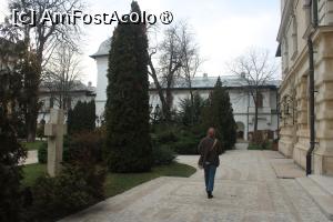 [P50] București, Muzeul Național Cotroceni, Turnul Bisericii Cotroceni, Mea Culpa! » foto by mprofeanu
 - 
<span class="allrVoted glyphicon glyphicon-heart hidden" id="av1410932"></span>
<a class="m-l-10 hidden" id="sv1410932" onclick="voting_Foto_DelVot(,1410932,21279)" role="button">șterge vot <span class="glyphicon glyphicon-remove"></span></a>
<a id="v91410932" class=" c-red"  onclick="voting_Foto_SetVot(1410932)" role="button"><span class="glyphicon glyphicon-heart-empty"></span> <b>LIKE</b> = Votează poza</a> <img class="hidden"  id="f1410932W9" src="/imagini/loader.gif" border="0" /><span class="AjErrMes hidden" id="e1410932ErM"></span>