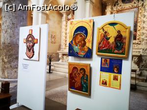 [P48] Chiesa di Santa Croce; expoziție de icoane bizantine » foto by crismis
 - 
<span class="allrVoted glyphicon glyphicon-heart hidden" id="av1283429"></span>
<a class="m-l-10 hidden" id="sv1283429" onclick="voting_Foto_DelVot(,1283429,21287)" role="button">șterge vot <span class="glyphicon glyphicon-remove"></span></a>
<a id="v91283429" class=" c-red"  onclick="voting_Foto_SetVot(1283429)" role="button"><span class="glyphicon glyphicon-heart-empty"></span> <b>LIKE</b> = Votează poza</a> <img class="hidden"  id="f1283429W9" src="/imagini/loader.gif" border="0" /><span class="AjErrMes hidden" id="e1283429ErM"></span>