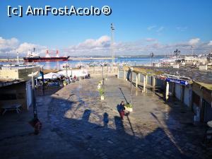 [P57] Gallipoli; piața de pește văzută de sus » foto by crismis
 - 
<span class="allrVoted glyphicon glyphicon-heart hidden" id="av1284975"></span>
<a class="m-l-10 hidden" id="sv1284975" onclick="voting_Foto_DelVot(,1284975,21287)" role="button">șterge vot <span class="glyphicon glyphicon-remove"></span></a>
<a id="v91284975" class=" c-red"  onclick="voting_Foto_SetVot(1284975)" role="button"><span class="glyphicon glyphicon-heart-empty"></span> <b>LIKE</b> = Votează poza</a> <img class="hidden"  id="f1284975W9" src="/imagini/loader.gif" border="0" /><span class="AjErrMes hidden" id="e1284975ErM"></span>