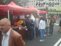[P10] Hai că aici e mai liber dar NU vă bazaţi pe asta la Târgul de Toamnă din Ploieşti !!! » foto by RobertCodescu
 - 
<span class="allrVoted glyphicon glyphicon-heart hidden" id="av143203"></span>
<a class="m-l-10 hidden" id="sv143203" onclick="voting_Foto_DelVot(,143203,21298)" role="button">șterge vot <span class="glyphicon glyphicon-remove"></span></a>
<a id="v9143203" class=" c-red"  onclick="voting_Foto_SetVot(143203)" role="button"><span class="glyphicon glyphicon-heart-empty"></span> <b>LIKE</b> = Votează poza</a> <img class="hidden"  id="f143203W9" src="/imagini/loader.gif" border="0" /><span class="AjErrMes hidden" id="e143203ErM"></span>