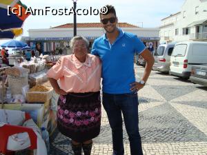 [P05] Pedro, ghidul meu portughez imi pozeaza sugubat, alaturi de o localnica, ce mi-a aratat cele 7 jupoane secrete » foto by mireille
 - 
<span class="allrVoted glyphicon glyphicon-heart hidden" id="av817129"></span>
<a class="m-l-10 hidden" id="sv817129" onclick="voting_Foto_DelVot(,817129,21318)" role="button">șterge vot <span class="glyphicon glyphicon-remove"></span></a>
<a id="v9817129" class=" c-red"  onclick="voting_Foto_SetVot(817129)" role="button"><span class="glyphicon glyphicon-heart-empty"></span> <b>LIKE</b> = Votează poza</a> <img class="hidden"  id="f817129W9" src="/imagini/loader.gif" border="0" /><span class="AjErrMes hidden" id="e817129ErM"></span>