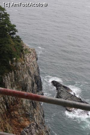 [P11] Busan, Taejongdae, Stânca Sinucederilor de lângă Observatorul aflat în renovare » foto by mprofeanu
 - 
<span class="allrVoted glyphicon glyphicon-heart hidden" id="av819097"></span>
<a class="m-l-10 hidden" id="sv819097" onclick="voting_Foto_DelVot(,819097,21334)" role="button">șterge vot <span class="glyphicon glyphicon-remove"></span></a>
<a id="v9819097" class=" c-red"  onclick="voting_Foto_SetVot(819097)" role="button"><span class="glyphicon glyphicon-heart-empty"></span> <b>LIKE</b> = Votează poza</a> <img class="hidden"  id="f819097W9" src="/imagini/loader.gif" border="0" /><span class="AjErrMes hidden" id="e819097ErM"></span>