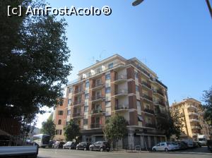 [P01] City Guest House Hotel vedere de ansamblu, la parter este restaurantul Accasadi » foto by valentina
 - 
<span class="allrVoted glyphicon glyphicon-heart hidden" id="av821547"></span>
<a class="m-l-10 hidden" id="sv821547" onclick="voting_Foto_DelVot(,821547,21346)" role="button">șterge vot <span class="glyphicon glyphicon-remove"></span></a>
<a id="v9821547" class=" c-red"  onclick="voting_Foto_SetVot(821547)" role="button"><span class="glyphicon glyphicon-heart-empty"></span> <b>LIKE</b> = Votează poza</a> <img class="hidden"  id="f821547W9" src="/imagini/loader.gif" border="0" /><span class="AjErrMes hidden" id="e821547ErM"></span>