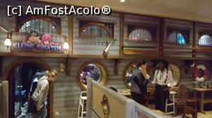 [P05] Locul de joaca din interiorul restaurantului » foto by Kali79
 - 
<span class="allrVoted glyphicon glyphicon-heart hidden" id="av823423"></span>
<a class="m-l-10 hidden" id="sv823423" onclick="voting_Foto_DelVot(,823423,21361)" role="button">șterge vot <span class="glyphicon glyphicon-remove"></span></a>
<a id="v9823423" class=" c-red"  onclick="voting_Foto_SetVot(823423)" role="button"><span class="glyphicon glyphicon-heart-empty"></span> <b>LIKE</b> = Votează poza</a> <img class="hidden"  id="f823423W9" src="/imagini/loader.gif" border="0" /><span class="AjErrMes hidden" id="e823423ErM"></span>
