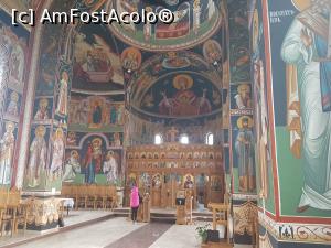 [P03] în interiorul Bisericii Codreanu » foto by robert
 - 
<span class="allrVoted glyphicon glyphicon-heart hidden" id="av842245"></span>
<a class="m-l-10 hidden" id="sv842245" onclick="voting_Foto_DelVot(,842245,21399)" role="button">șterge vot <span class="glyphicon glyphicon-remove"></span></a>
<a id="v9842245" class=" c-red"  onclick="voting_Foto_SetVot(842245)" role="button"><span class="glyphicon glyphicon-heart-empty"></span> <b>LIKE</b> = Votează poza</a> <img class="hidden"  id="f842245W9" src="/imagini/loader.gif" border="0" /><span class="AjErrMes hidden" id="e842245ErM"></span>