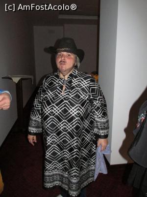 [P12] Demis Roussos in... backstage.  » foto by Soso42
 - 
<span class="allrVoted glyphicon glyphicon-heart hidden" id="av841709"></span>
<a class="m-l-10 hidden" id="sv841709" onclick="voting_Foto_DelVot(,841709,21399)" role="button">șterge vot <span class="glyphicon glyphicon-remove"></span></a>
<a id="v9841709" class=" c-red"  onclick="voting_Foto_SetVot(841709)" role="button"><span class="glyphicon glyphicon-heart-empty"></span> <b>LIKE</b> = Votează poza</a> <img class="hidden"  id="f841709W9" src="/imagini/loader.gif" border="0" /><span class="AjErrMes hidden" id="e841709ErM"></span>