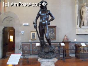 [P01] Muzeul Bargello, Florența.

David, bronz de Donatello. 1440-50 » foto by mihaelavoicu
 - 
<span class="allrVoted glyphicon glyphicon-heart hidden" id="av1225667"></span>
<a class="m-l-10 hidden" id="sv1225667" onclick="voting_Foto_DelVot(,1225667,21403)" role="button">șterge vot <span class="glyphicon glyphicon-remove"></span></a>
<a id="v91225667" class=" c-red"  onclick="voting_Foto_SetVot(1225667)" role="button"><span class="glyphicon glyphicon-heart-empty"></span> <b>LIKE</b> = Votează poza</a> <img class="hidden"  id="f1225667W9" src="/imagini/loader.gif" border="0" /><span class="AjErrMes hidden" id="e1225667ErM"></span>