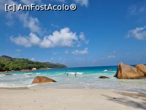 [P08] plaja Anse Lazio » foto by robert
 - 
<span class="allrVoted glyphicon glyphicon-heart hidden" id="av1365547"></span>
<a class="m-l-10 hidden" id="sv1365547" onclick="voting_Foto_DelVot(,1365547,21412)" role="button">șterge vot <span class="glyphicon glyphicon-remove"></span></a>
<a id="v91365547" class=" c-red"  onclick="voting_Foto_SetVot(1365547)" role="button"><span class="glyphicon glyphicon-heart-empty"></span> <b>LIKE</b> = Votează poza</a> <img class="hidden"  id="f1365547W9" src="/imagini/loader.gif" border="0" /><span class="AjErrMes hidden" id="e1365547ErM"></span>