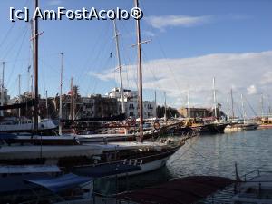 [P07] Portul Kyrenia » foto by adrianaglogo
 - 
<span class="allrVoted glyphicon glyphicon-heart hidden" id="av818225"></span>
<a class="m-l-10 hidden" id="sv818225" onclick="voting_Foto_DelVot(,818225,21413)" role="button">șterge vot <span class="glyphicon glyphicon-remove"></span></a>
<a id="v9818225" class=" c-red"  onclick="voting_Foto_SetVot(818225)" role="button"><span class="glyphicon glyphicon-heart-empty"></span> <b>LIKE</b> = Votează poza</a> <img class="hidden"  id="f818225W9" src="/imagini/loader.gif" border="0" /><span class="AjErrMes hidden" id="e818225ErM"></span>