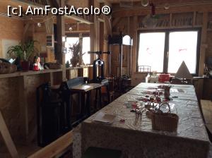 [P10] Comana - Atelierul tipografic se vad si niste prese, dar si masa care era in pregatire pentru ora de atelier cu copii.  » foto by mishu
 - 
<span class="allrVoted glyphicon glyphicon-heart hidden" id="av828571"></span>
<a class="m-l-10 hidden" id="sv828571" onclick="voting_Foto_DelVot(,828571,21445)" role="button">șterge vot <span class="glyphicon glyphicon-remove"></span></a>
<a id="v9828571" class=" c-red"  onclick="voting_Foto_SetVot(828571)" role="button"><span class="glyphicon glyphicon-heart-empty"></span> <b>LIKE</b> = Votează poza</a> <img class="hidden"  id="f828571W9" src="/imagini/loader.gif" border="0" /><span class="AjErrMes hidden" id="e828571ErM"></span>