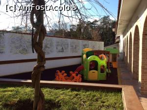[P61] Comana - Casa Comana - prin curte » foto by mishu
 - 
<span class="allrVoted glyphicon glyphicon-heart hidden" id="av829387"></span>
<a class="m-l-10 hidden" id="sv829387" onclick="voting_Foto_DelVot(,829387,21445)" role="button">șterge vot <span class="glyphicon glyphicon-remove"></span></a>
<a id="v9829387" class=" c-red"  onclick="voting_Foto_SetVot(829387)" role="button"><span class="glyphicon glyphicon-heart-empty"></span> <b>LIKE</b> = Votează poza</a> <img class="hidden"  id="f829387W9" src="/imagini/loader.gif" border="0" /><span class="AjErrMes hidden" id="e829387ErM"></span>