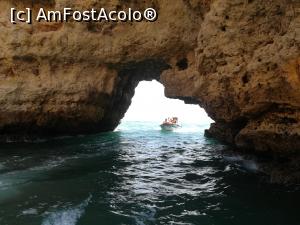 [P33] Lagos -<strong>Ponta da Piedade</strong> » foto by Mika
 - 
<span class="allrVoted glyphicon glyphicon-heart hidden" id="av1160083"></span>
<a class="m-l-10 hidden" id="sv1160083" onclick="voting_Foto_DelVot(,1160083,21452)" role="button">șterge vot <span class="glyphicon glyphicon-remove"></span></a>
<a id="v91160083" class=" c-red"  onclick="voting_Foto_SetVot(1160083)" role="button"><span class="glyphicon glyphicon-heart-empty"></span> <b>LIKE</b> = Votează poza</a> <img class="hidden"  id="f1160083W9" src="/imagini/loader.gif" border="0" /><span class="AjErrMes hidden" id="e1160083ErM"></span>