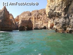 [P34] Lagos -<strong>Ponta da Piedade</strong> » foto by Mika
 - 
<span class="allrVoted glyphicon glyphicon-heart hidden" id="av1160084"></span>
<a class="m-l-10 hidden" id="sv1160084" onclick="voting_Foto_DelVot(,1160084,21452)" role="button">șterge vot <span class="glyphicon glyphicon-remove"></span></a>
<a id="v91160084" class=" c-red"  onclick="voting_Foto_SetVot(1160084)" role="button"><span class="glyphicon glyphicon-heart-empty"></span> <b>LIKE</b> = Votează poza</a> <img class="hidden"  id="f1160084W9" src="/imagini/loader.gif" border="0" /><span class="AjErrMes hidden" id="e1160084ErM"></span>
