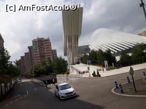 [P17] Palatul Expozitiilor si Congreselor din Oviedo realizat de Santiago Calatrava.  » foto by mireille
 - 
<span class="allrVoted glyphicon glyphicon-heart hidden" id="av1004606"></span>
<a class="m-l-10 hidden" id="sv1004606" onclick="voting_Foto_DelVot(,1004606,21454)" role="button">șterge vot <span class="glyphicon glyphicon-remove"></span></a>
<a id="v91004606" class=" c-red"  onclick="voting_Foto_SetVot(1004606)" role="button"><span class="glyphicon glyphicon-heart-empty"></span> <b>LIKE</b> = Votează poza</a> <img class="hidden"  id="f1004606W9" src="/imagini/loader.gif" border="0" /><span class="AjErrMes hidden" id="e1004606ErM"></span>
