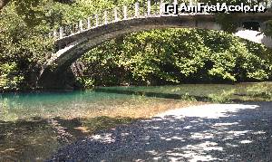 [P08] Podul peste râul Voidomatis, regiunea Epir, Grecia.  » foto by traian.leuca †
 - 
<span class="allrVoted glyphicon glyphicon-heart hidden" id="av574428"></span>
<a class="m-l-10 hidden" id="sv574428" onclick="voting_Foto_DelVot(,574428,21484)" role="button">șterge vot <span class="glyphicon glyphicon-remove"></span></a>
<a id="v9574428" class=" c-red"  onclick="voting_Foto_SetVot(574428)" role="button"><span class="glyphicon glyphicon-heart-empty"></span> <b>LIKE</b> = Votează poza</a> <img class="hidden"  id="f574428W9" src="/imagini/loader.gif" border="0" /><span class="AjErrMes hidden" id="e574428ErM"></span>