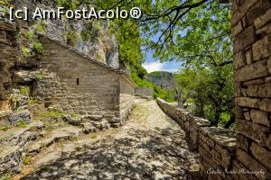 [P04] In interiorul Manastirii Agia Paraskievi din Monodendri.  » foto by Vlahos2003
 - 
<span class="allrVoted glyphicon glyphicon-heart hidden" id="av713578"></span>
<a class="m-l-10 hidden" id="sv713578" onclick="voting_Foto_DelVot(,713578,21484)" role="button">șterge vot <span class="glyphicon glyphicon-remove"></span></a>
<a id="v9713578" class=" c-red"  onclick="voting_Foto_SetVot(713578)" role="button"><span class="glyphicon glyphicon-heart-empty"></span> <b>LIKE</b> = Votează poza</a> <img class="hidden"  id="f713578W9" src="/imagini/loader.gif" border="0" /><span class="AjErrMes hidden" id="e713578ErM"></span>