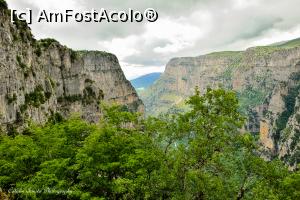 [P77] Canionul Vikos la Oxya.  » foto by Vlahos2003
 - 
<span class="allrVoted glyphicon glyphicon-heart hidden" id="av713651"></span>
<a class="m-l-10 hidden" id="sv713651" onclick="voting_Foto_DelVot(,713651,21484)" role="button">șterge vot <span class="glyphicon glyphicon-remove"></span></a>
<a id="v9713651" class=" c-red"  onclick="voting_Foto_SetVot(713651)" role="button"><span class="glyphicon glyphicon-heart-empty"></span> <b>LIKE</b> = Votează poza</a> <img class="hidden"  id="f713651W9" src="/imagini/loader.gif" border="0" /><span class="AjErrMes hidden" id="e713651ErM"></span>