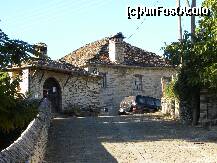 [P21] Case de piatra in satul Papingo » foto by marius.covaci
 - 
<span class="allrVoted glyphicon glyphicon-heart hidden" id="av204393"></span>
<a class="m-l-10 hidden" id="sv204393" onclick="voting_Foto_DelVot(,204393,21484)" role="button">șterge vot <span class="glyphicon glyphicon-remove"></span></a>
<a id="v9204393" class=" c-red"  onclick="voting_Foto_SetVot(204393)" role="button"><span class="glyphicon glyphicon-heart-empty"></span> <b>LIKE</b> = Votează poza</a> <img class="hidden"  id="f204393W9" src="/imagini/loader.gif" border="0" /><span class="AjErrMes hidden" id="e204393ErM"></span>