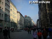 [P15] in Piata Sfantul Stefan din Viena » foto by georgiana
 - 
<span class="allrVoted glyphicon glyphicon-heart hidden" id="av58089"></span>
<a class="m-l-10 hidden" id="sv58089" onclick="voting_Foto_DelVot(,58089,21492)" role="button">șterge vot <span class="glyphicon glyphicon-remove"></span></a>
<a id="v958089" class=" c-red"  onclick="voting_Foto_SetVot(58089)" role="button"><span class="glyphicon glyphicon-heart-empty"></span> <b>LIKE</b> = Votează poza</a> <img class="hidden"  id="f58089W9" src="/imagini/loader.gif" border="0" /><span class="AjErrMes hidden" id="e58089ErM"></span>