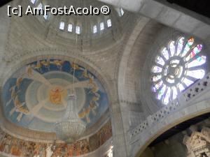[P29] Interior Sanctuar S Luzia, desenele de deasupra altarului » foto by mecut
 - 
<span class="allrVoted glyphicon glyphicon-heart hidden" id="av831174"></span>
<a class="m-l-10 hidden" id="sv831174" onclick="voting_Foto_DelVot(,831174,21493)" role="button">șterge vot <span class="glyphicon glyphicon-remove"></span></a>
<a id="v9831174" class=" c-red"  onclick="voting_Foto_SetVot(831174)" role="button"><span class="glyphicon glyphicon-heart-empty"></span> <b>LIKE</b> = Votează poza</a> <img class="hidden"  id="f831174W9" src="/imagini/loader.gif" border="0" /><span class="AjErrMes hidden" id="e831174ErM"></span>